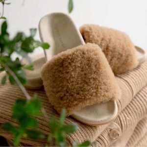 New Jenni Kade Shearling Slides (size 39). New, never worn.